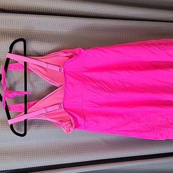 NWOT Blooming Jelly Halter Skirted One Piece Bathing Suit Size 3X - Picture 5 of 7